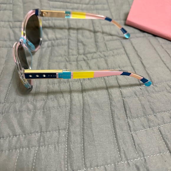 Prive Revaux Striped Frame Cat’s Eye The Timeless Sunglasses - Picture 3 of 9